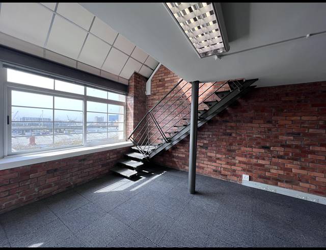229M² OFFICE TO LET IN GREEN POINT